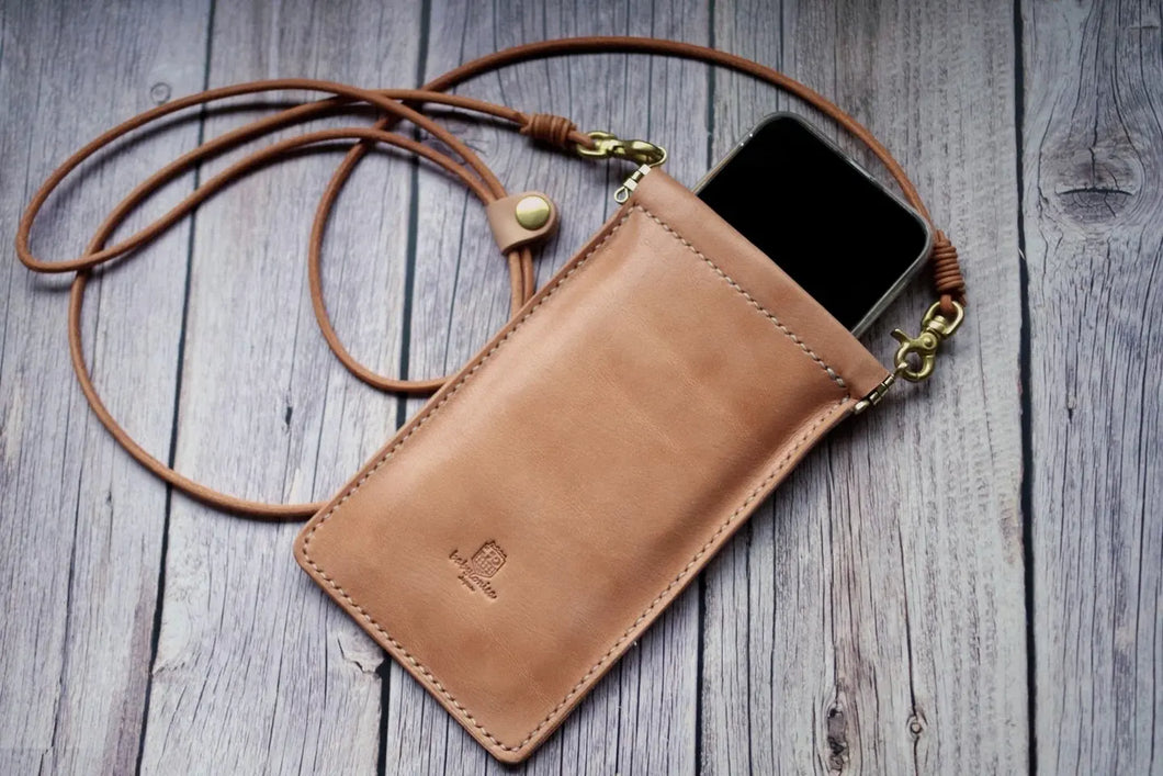 smartphone pouch